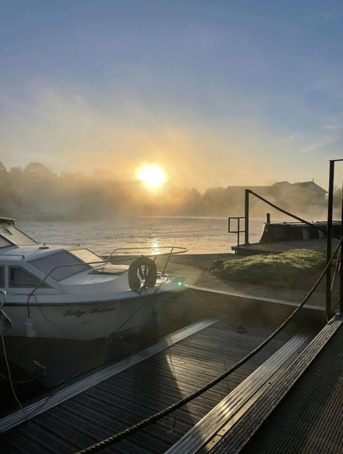 Water Cabin With Water Sports Equipment And Bikes, Bath Bristol Buitenkant foto